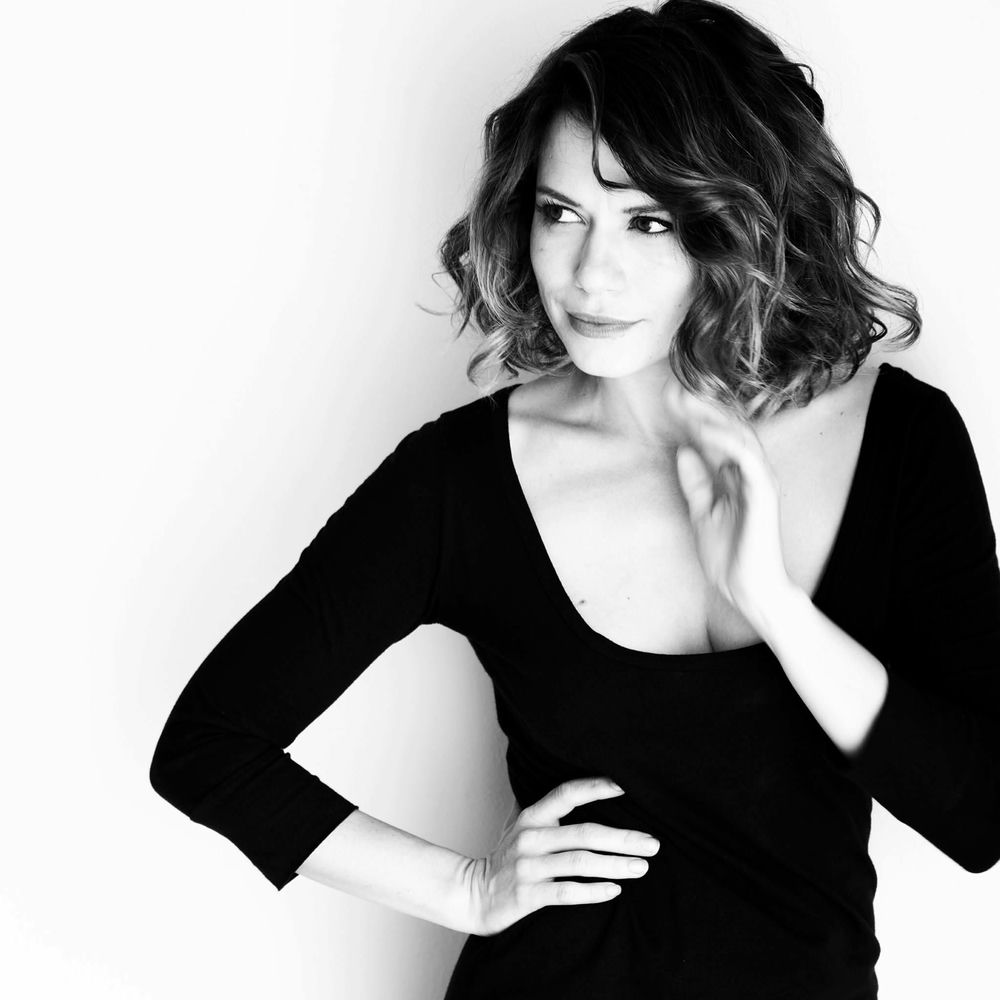 Let Me Fall - Bethany Joy Lenz