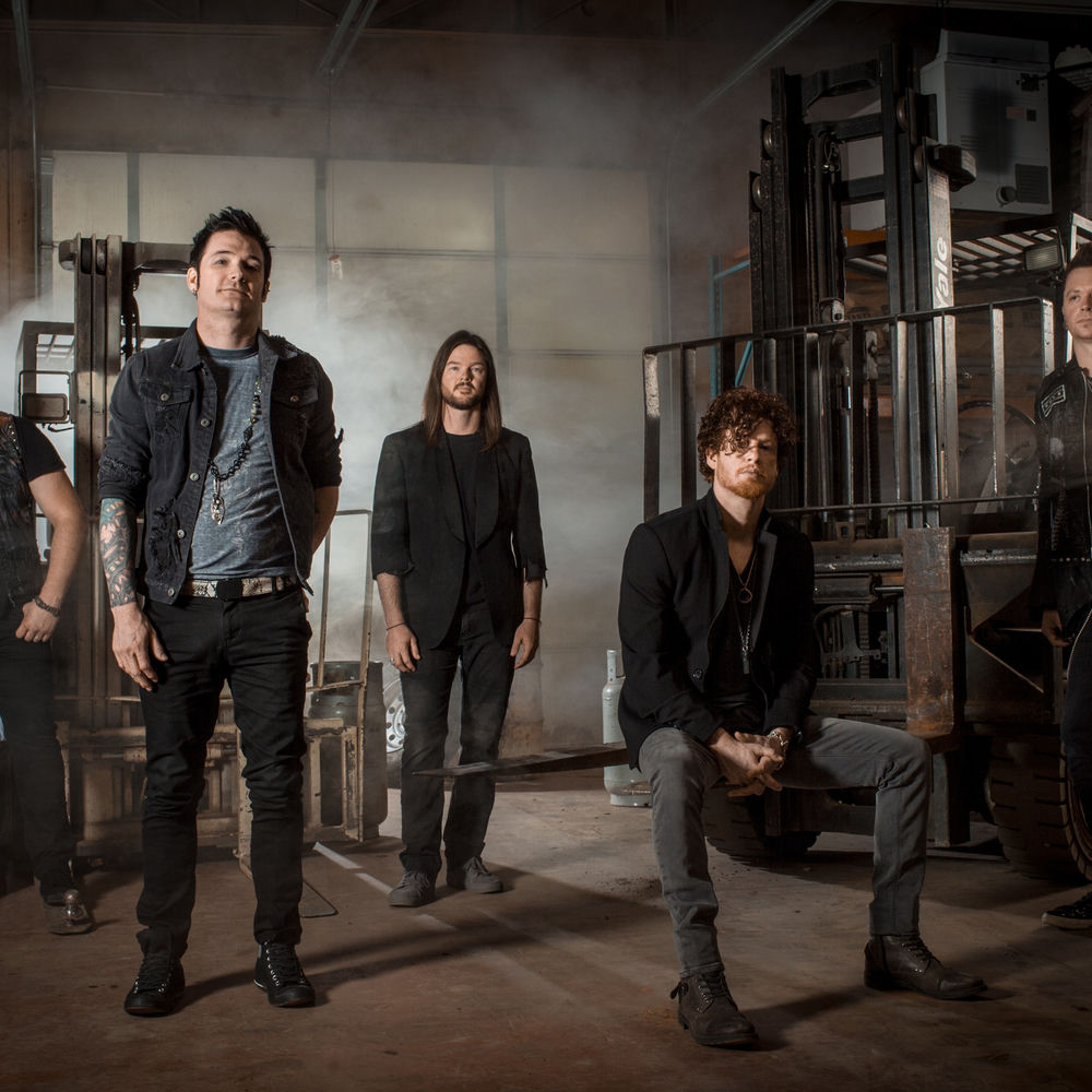 Lips Of An Angel - Hinder