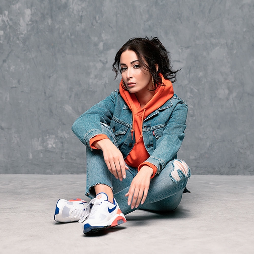 Sans Jamais Se Plaindre - Kenza Farah