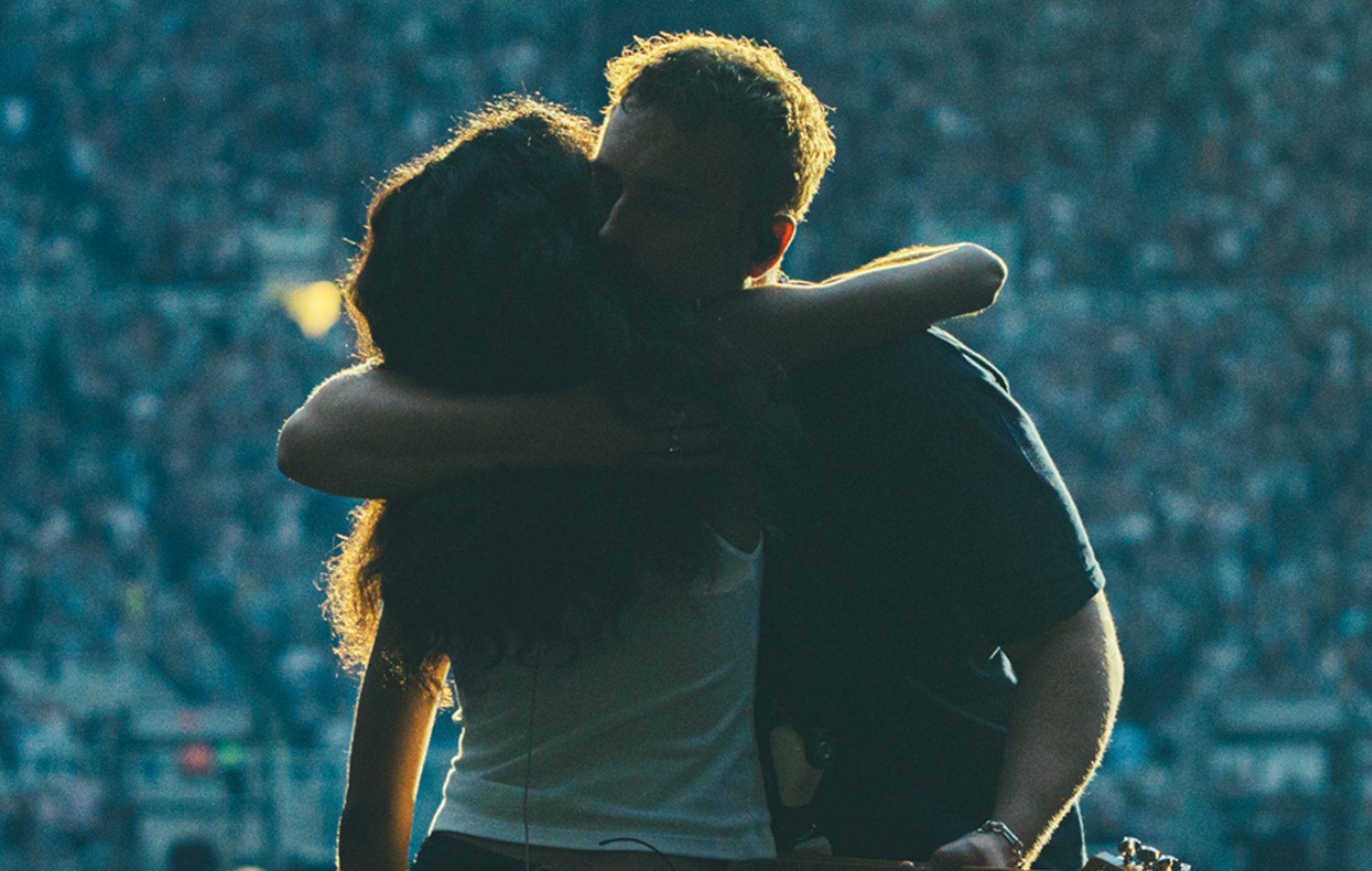 Sam Fender ve Olivia Dean'in 'Rein Me In'i İngiltere'de en uzun süreli numaralı şarkısı oldu